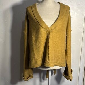 Free People Beach Pull over sweater Mustard Yellow Good Condition